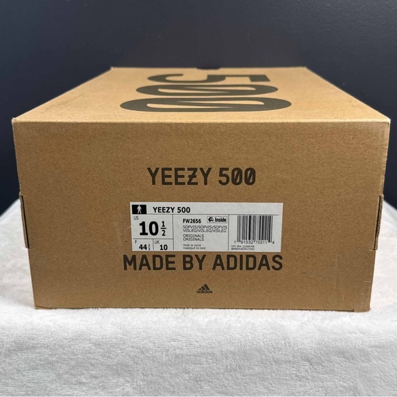 Yeezy 500 ‘Soft Vision’ Size 10.5 - Picture 8 of 8
